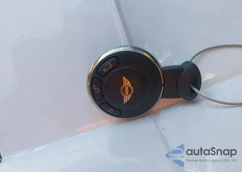 2008 Mini Cooper Clubman из США, поврежденный, VIN WMWML33558TN67037